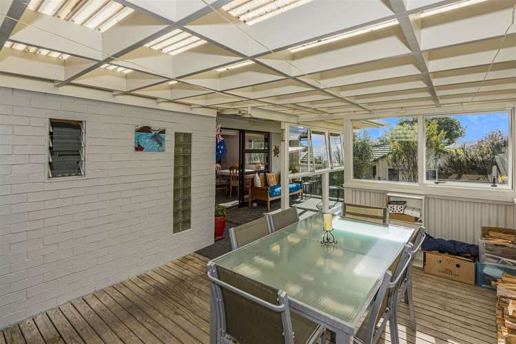 29 Montgomery Avenue Onerahi_15