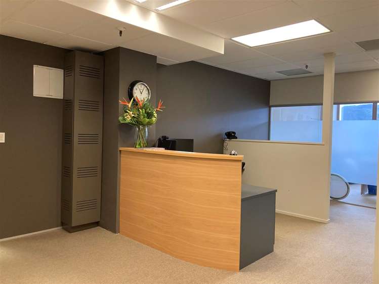 Suite 2. Level 3, 84-90 Main Street Upper Hutt Central_6