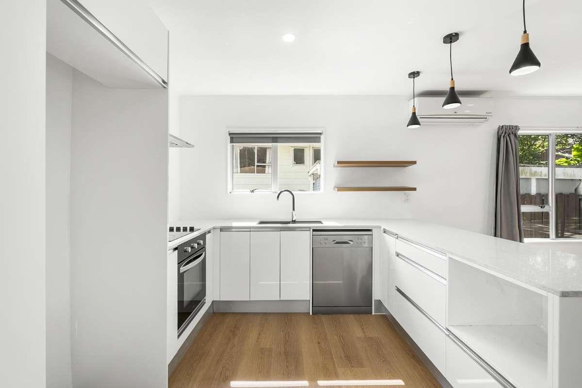 2/8 Thistledew Place_2