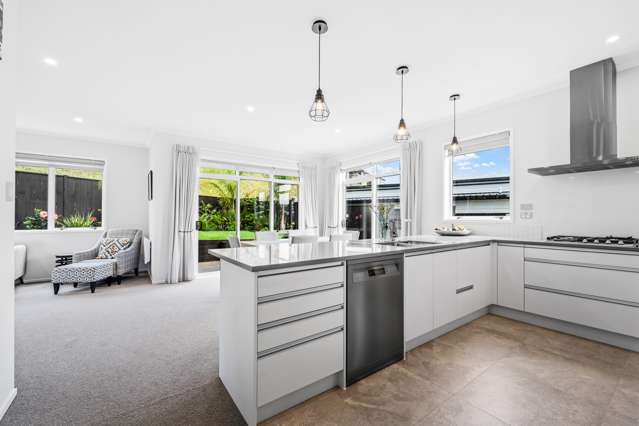 92 Arran Point Parade Orewa_3