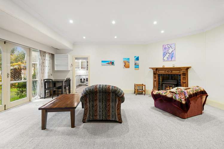 104 North Parade_5