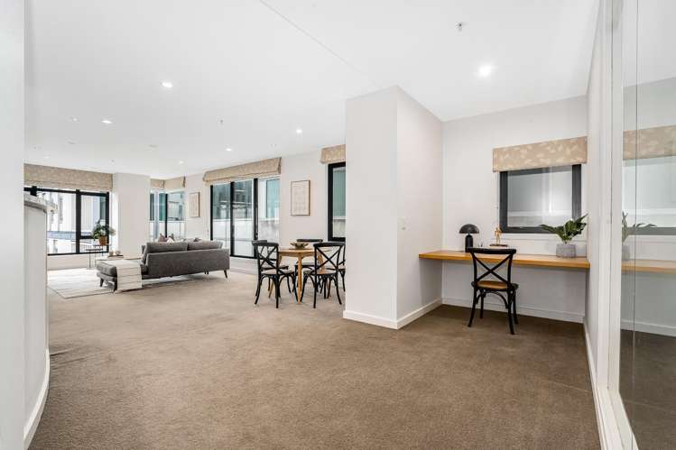 5J/42 Molesworth Street 1357_8