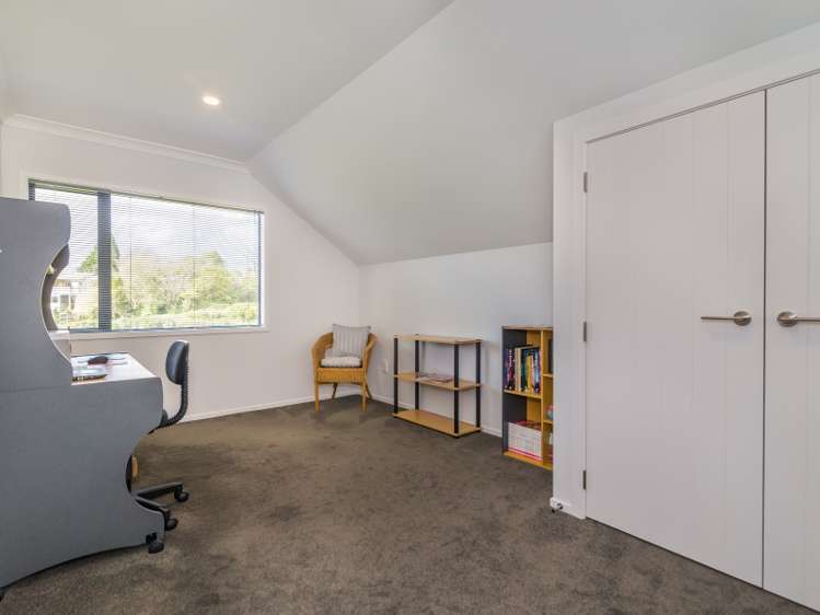 36 Kurth Crescent Silverstream_18