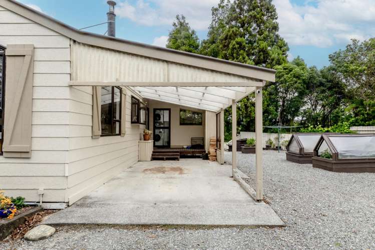 158 Golf Links Road Kaiata_24