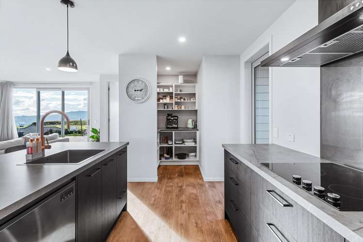 5 Glendas Way Acacia Bay_16