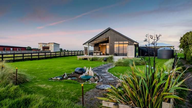 288 Tai Road Opunake_39