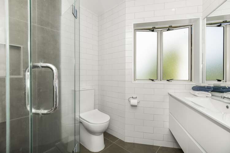 245b Hill Road The Gardens_8