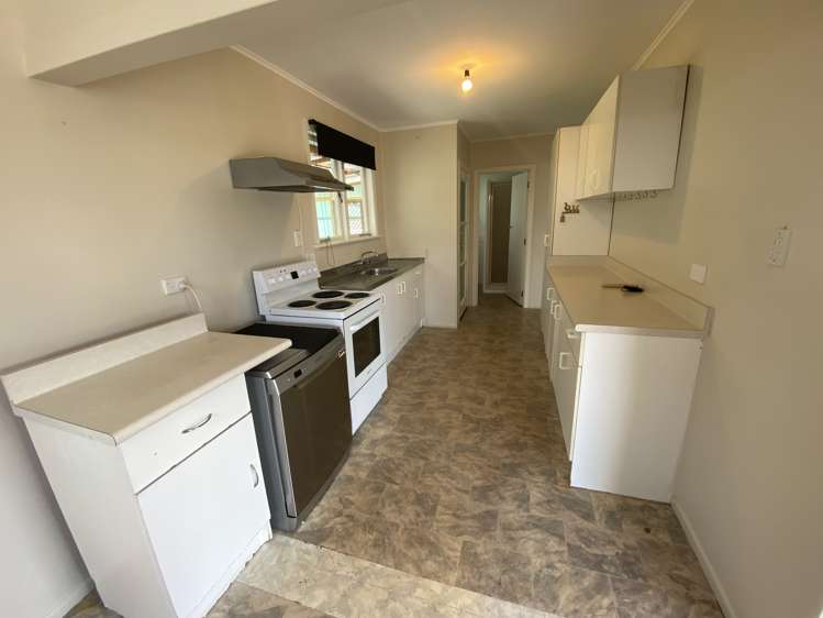 14 Helga Crescent Te Atatu Peninsula_12