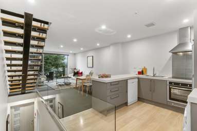 1C Queenstown Road_1