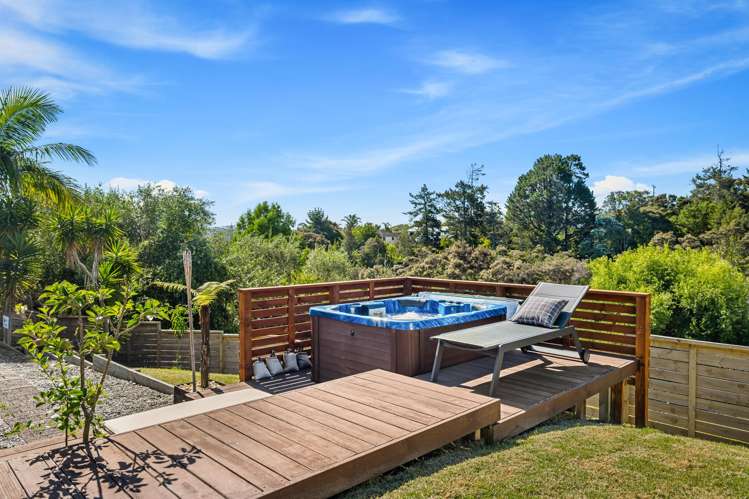 32 Bernard Magnus Lane Greenhithe_23