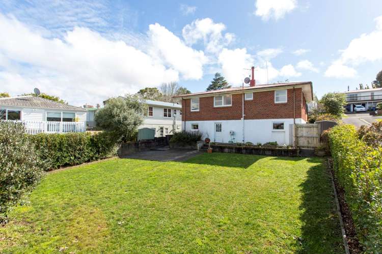 32 Valley View Road Glenfield_23