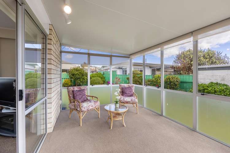 2/42 Sanders Avenue Westown_8