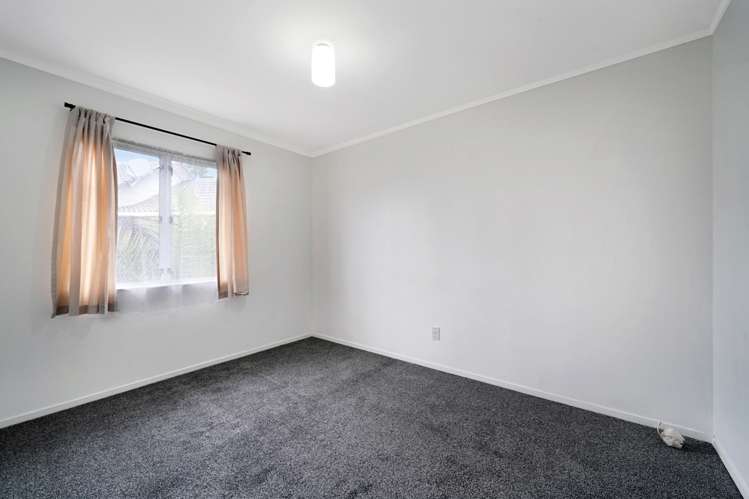 22 Taranui Place Henderson_26