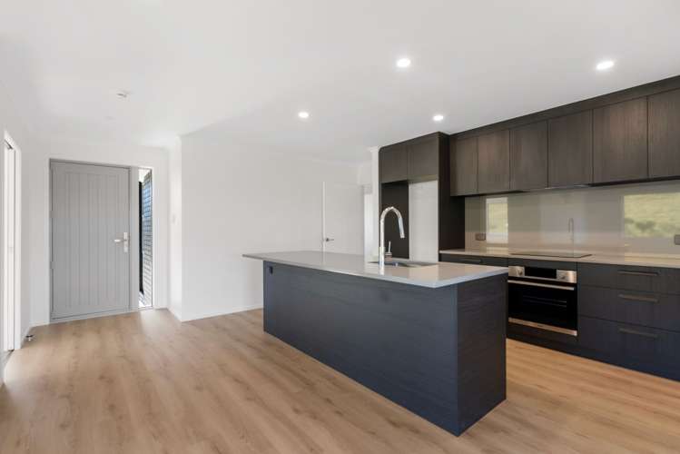 6 Frost Rise Hunua_4