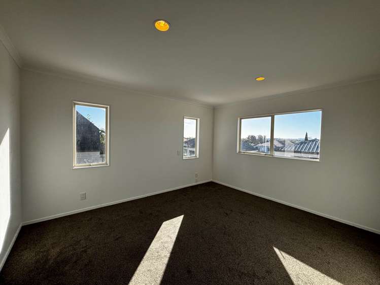 18 Eaglemont Drive East Tamaki Heights_7