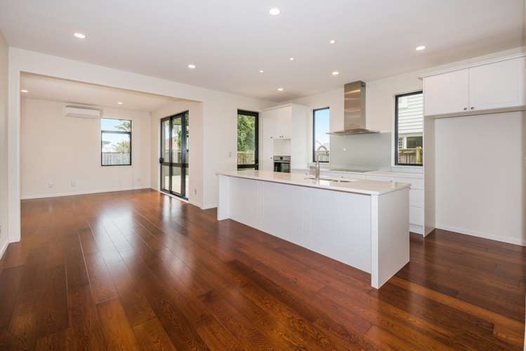 106 Forrest Hill Road Forrest Hill_3