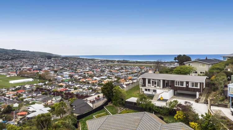 77 Easther Crescent Kew_34