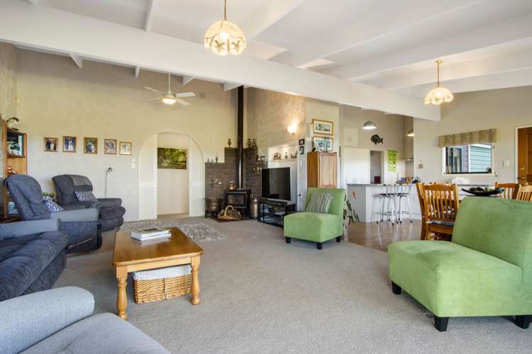 97 Morton Road Aongatete_6