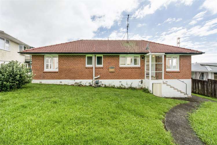 5 Wakeling Avenue Te Atatu South_5