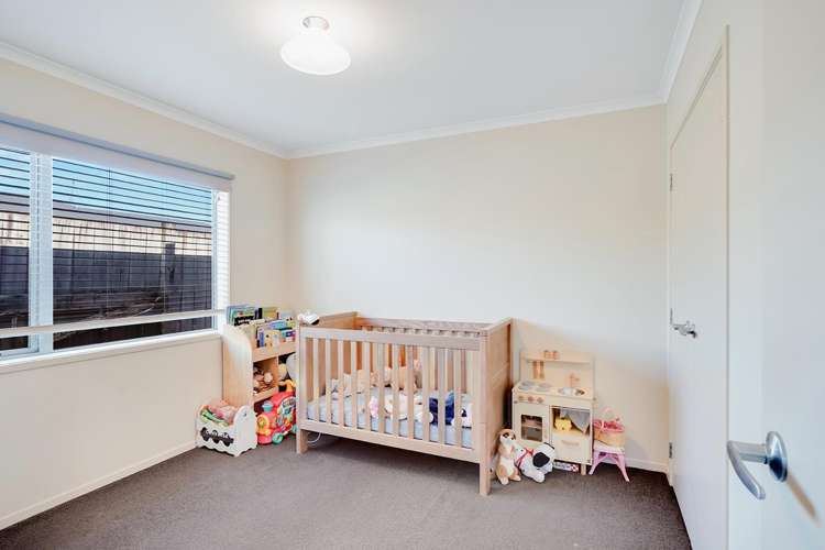 30 & 30A Sirius Crescent Rototuna North_15