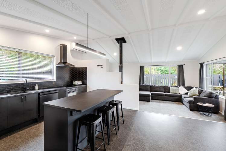 253 Pomona Street Strathern_5