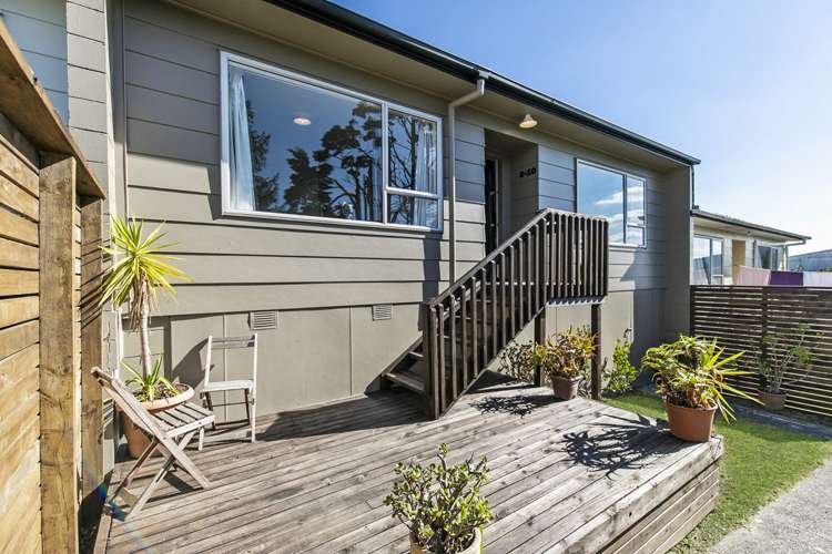 2/10 Westward Ho Glen Eden_0