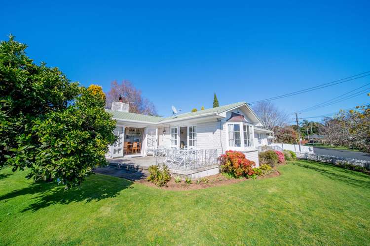 2 Callis Avenue Opaheke_3