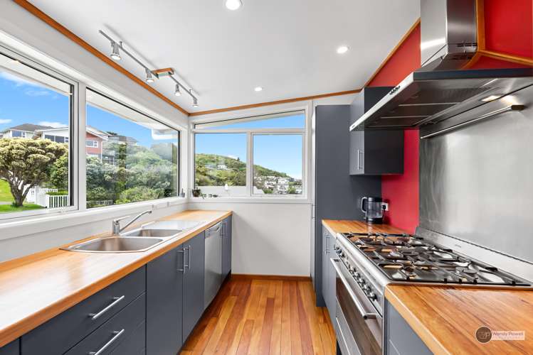 92b Dowse Drive Maungaraki_10