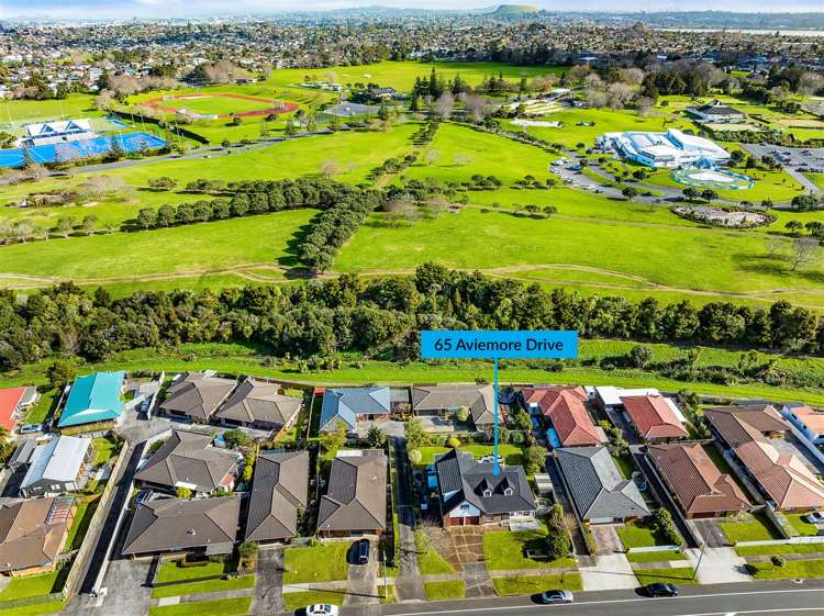 65 Aviemore Drive Highland Park_34