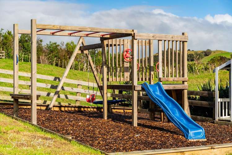 194 Heatley Road Maungaturoto_29