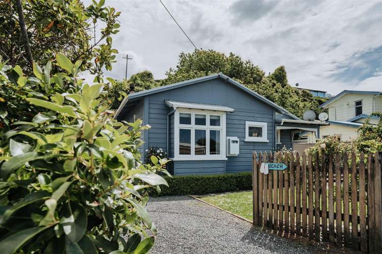 14 Moana Street Kaka Point_29