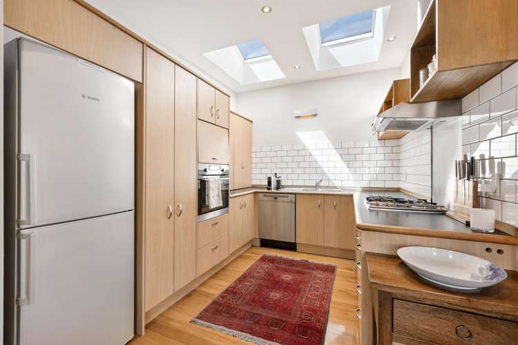 19 Birdwood Avenue Beckenham_8