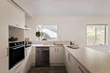 3/42 Lingarth Street_4