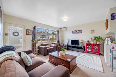 3/12A Nelson Street_3