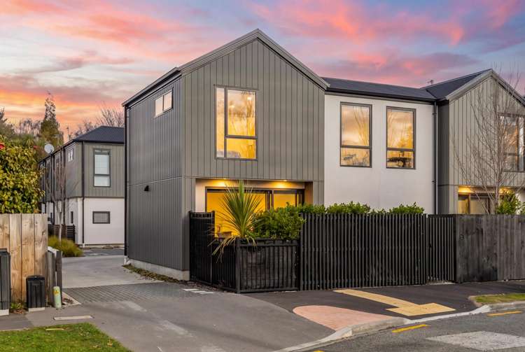 1/19 Brockworth Place Riccarton_0
