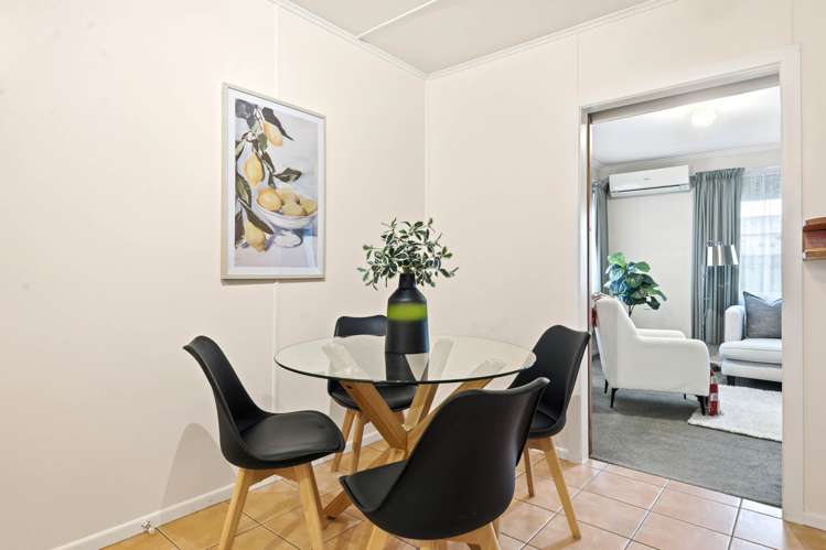 2/9 Argyle Avenue Pahurehure_15