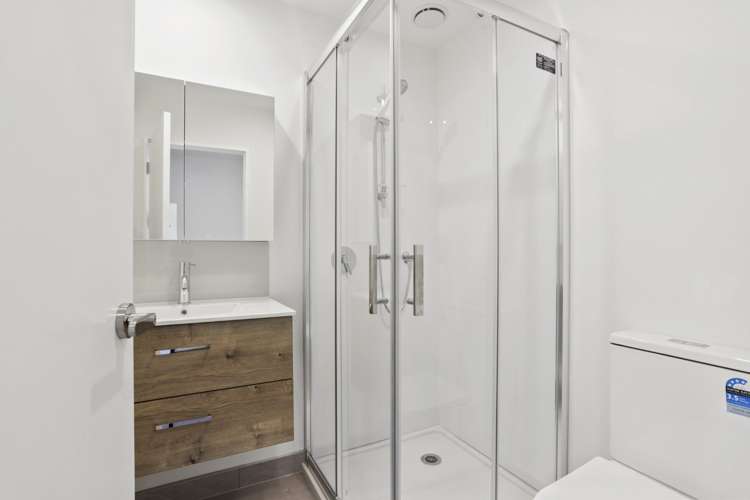64 Selo Street Glen Eden_6