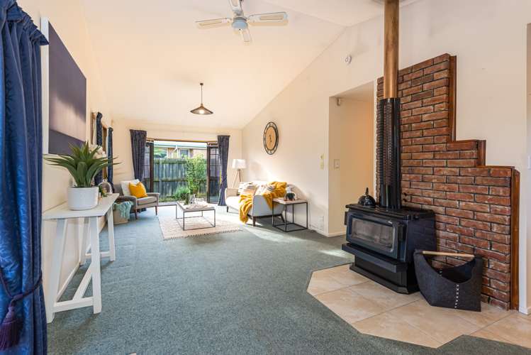 9 Stopforth Street Woodend_8