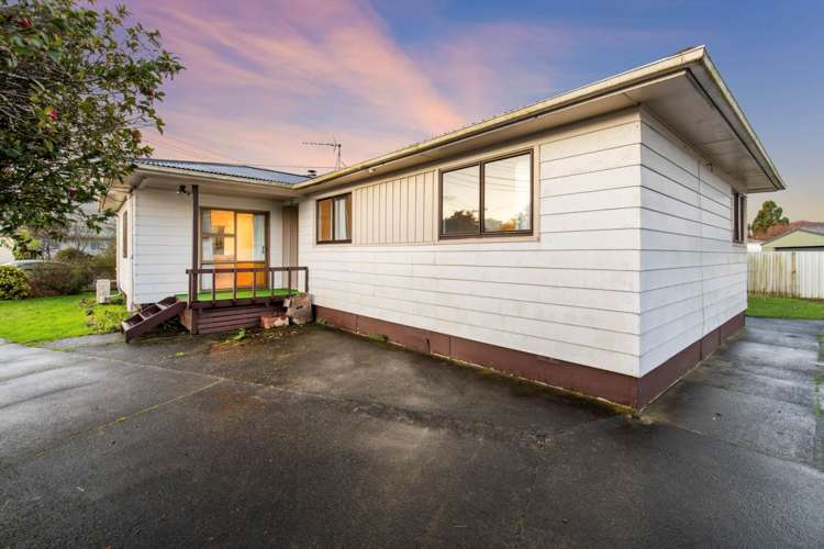 24 Resolute Way Papakura_24