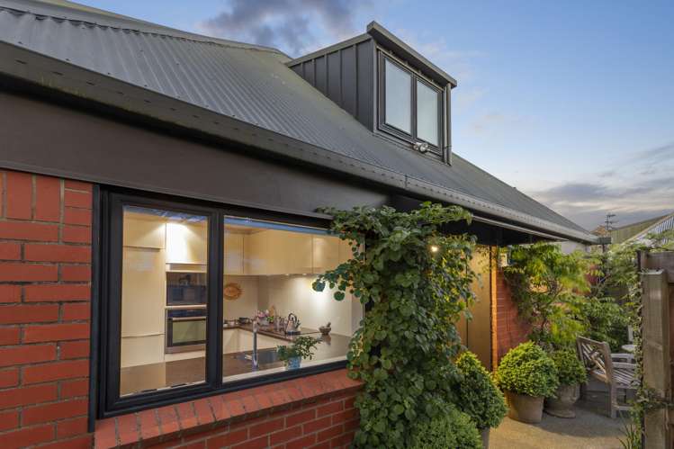 10A Peel Street Strowan_21