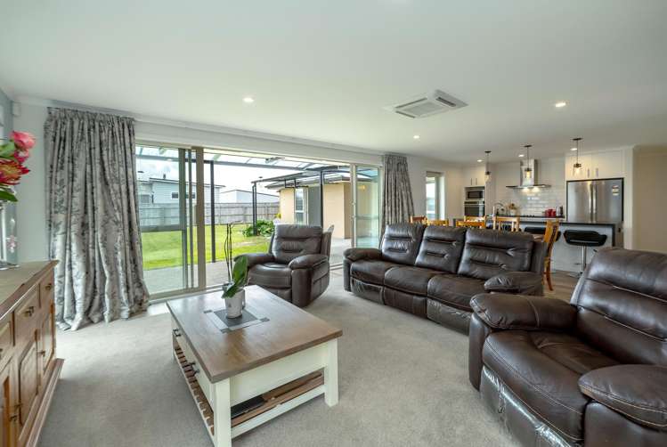 16 Craigmillar Street Solway_7