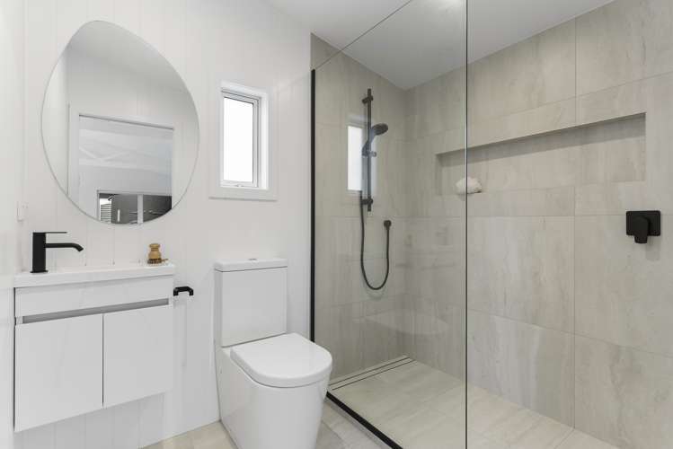 3 Francis Avenue Stanmore Bay_28