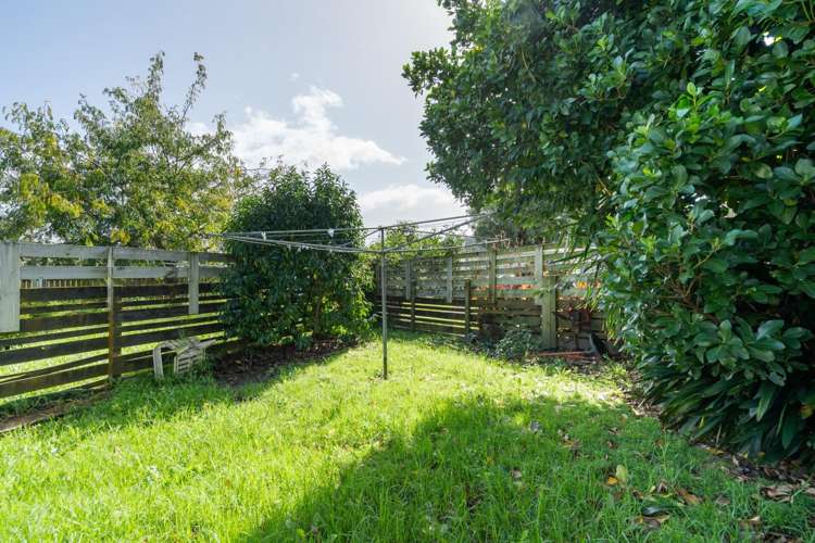 21 Jonathon Street Brookfield_14