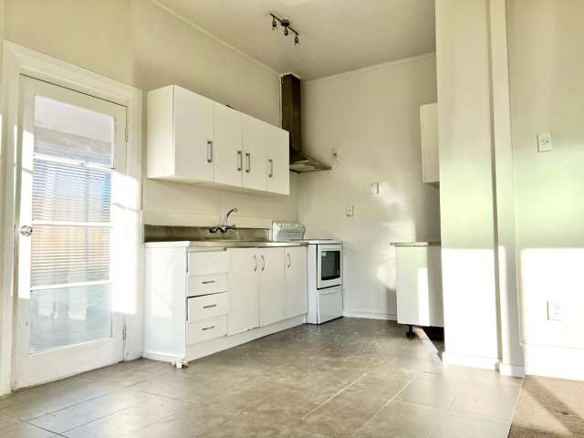 82 Walmsley Road 10057_2