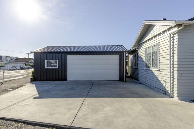83 Tukapa Street Westown_17
