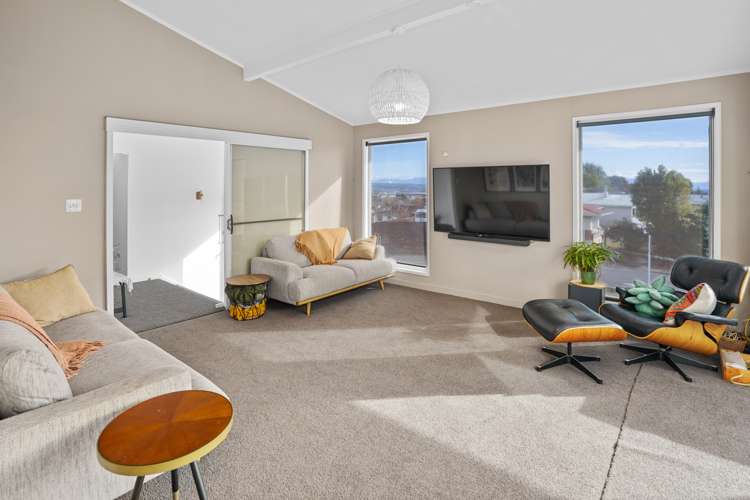 1 Middlebank Drive Richmond_11