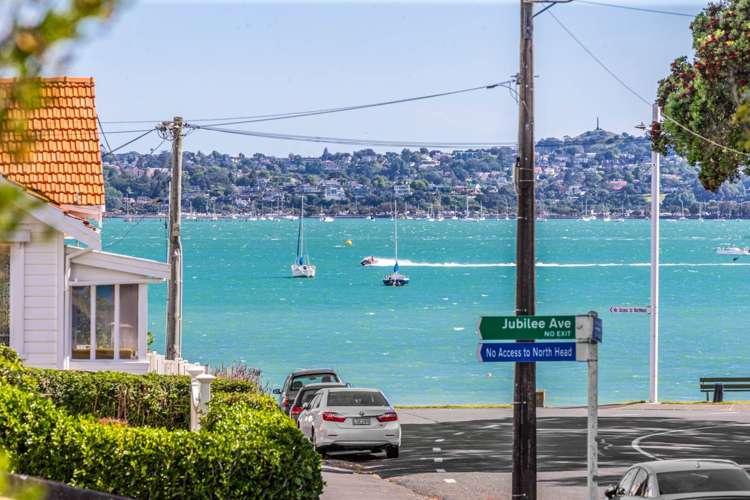 12 Cheltenham Road Devonport_52