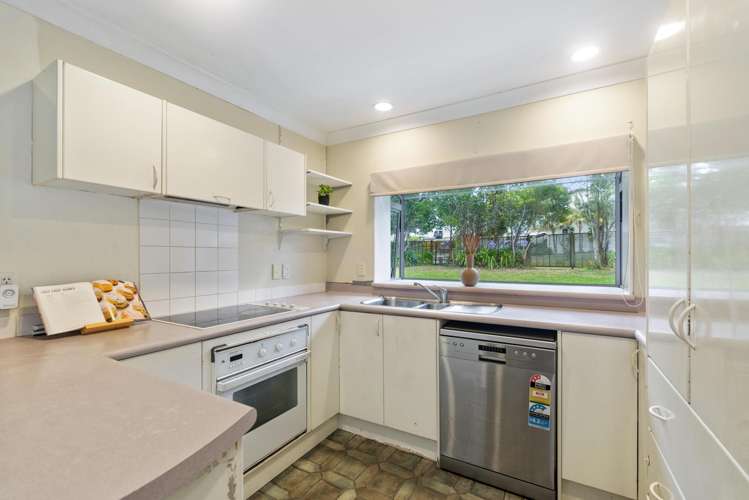 1 Claret Place Henderson_9