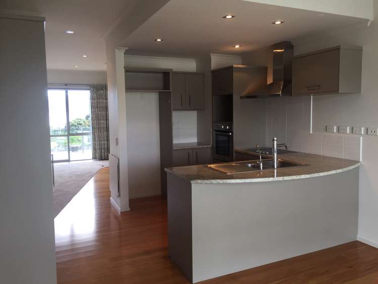 24/4 Seaview Road Paraparaumu Beach_5