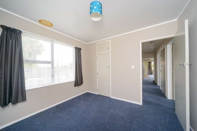 42 Fraser Drive Feilding_12